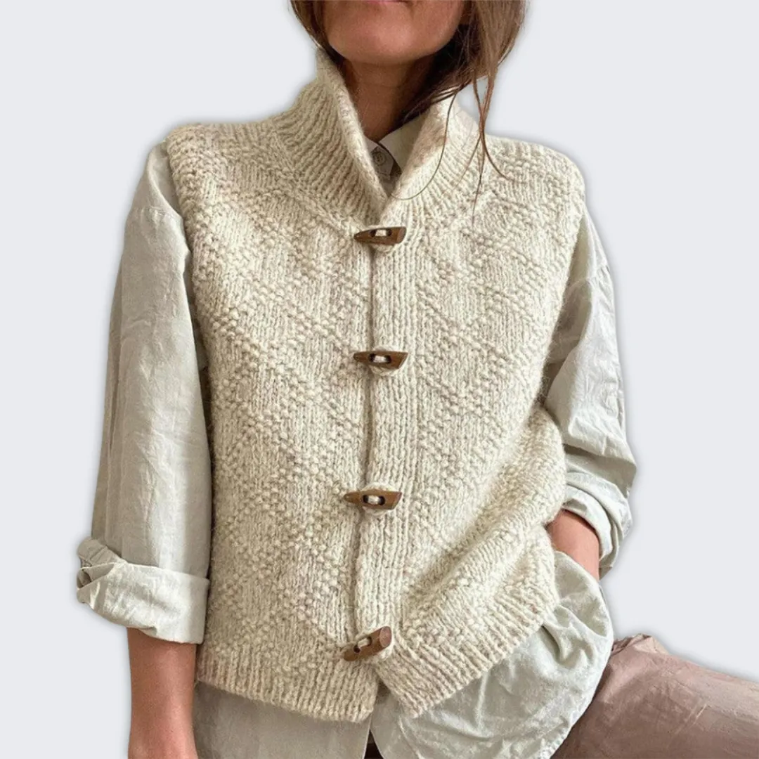 Chic Sleeveless Cardigan - Lightweight and Versatile Layering Piece