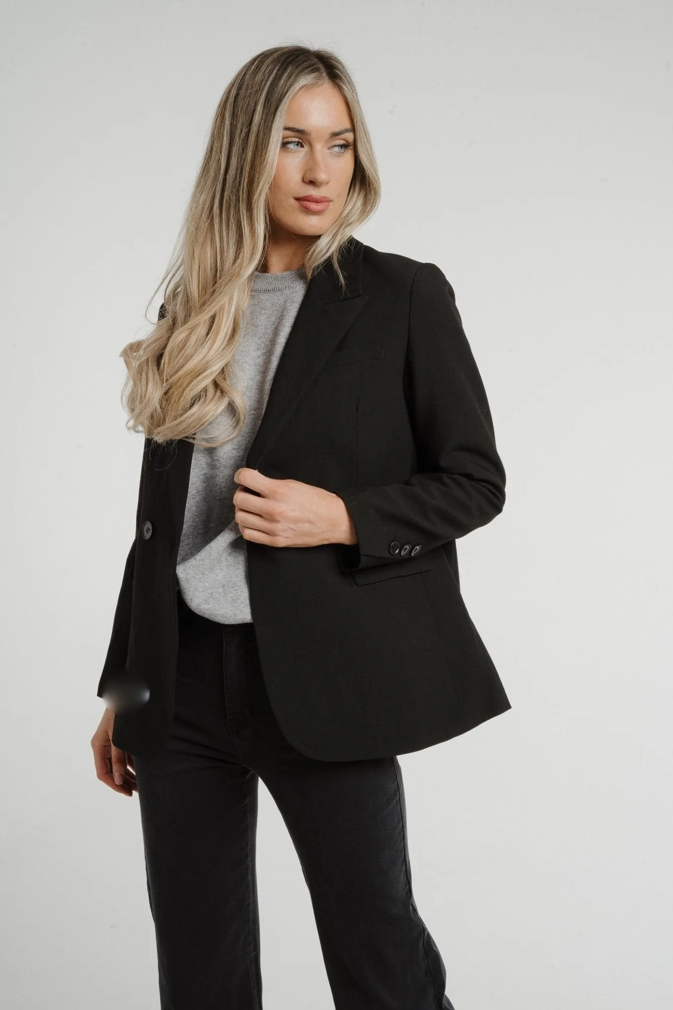 Nadia Blazer In Black