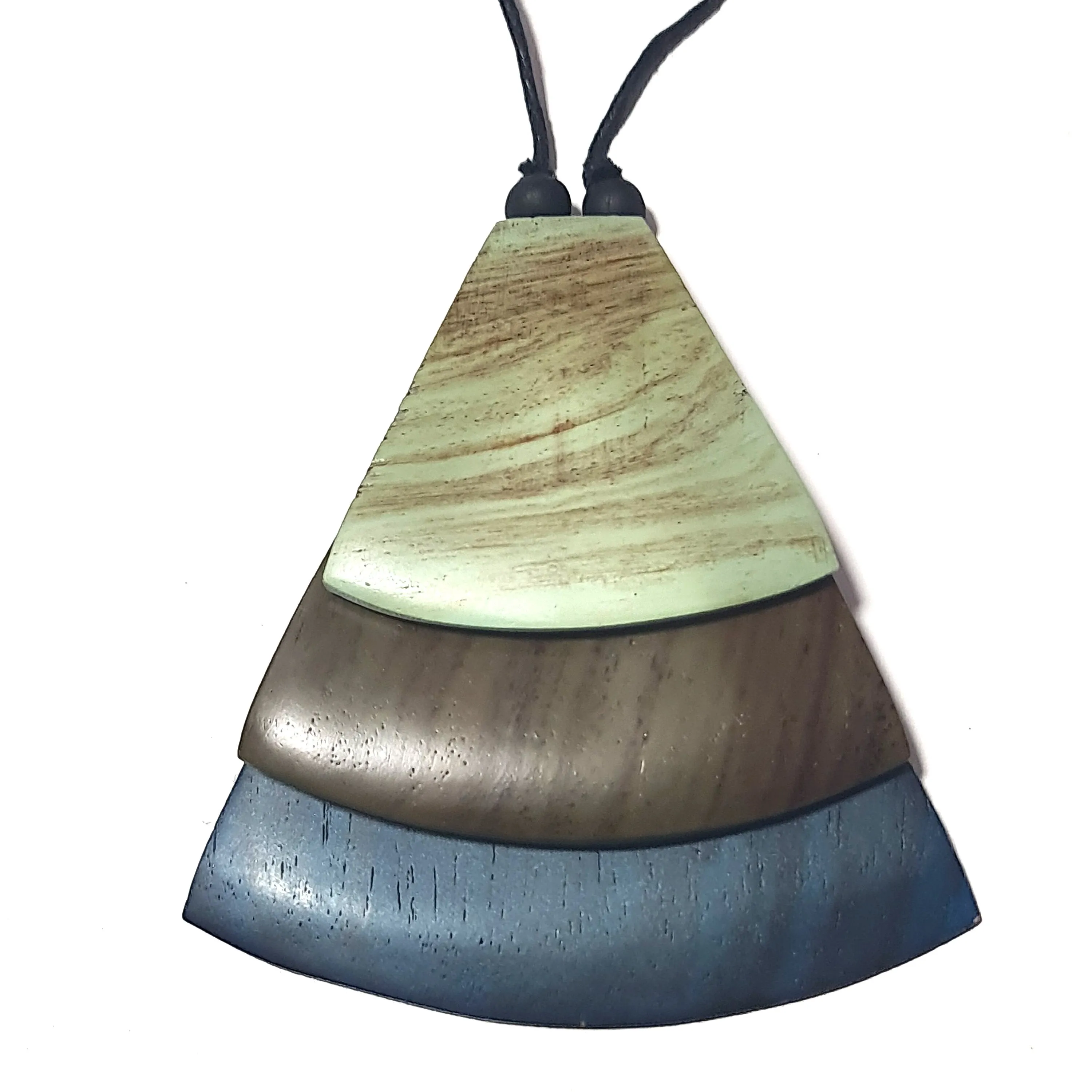 Stylish Tilly Over Lapped Fan Necklace